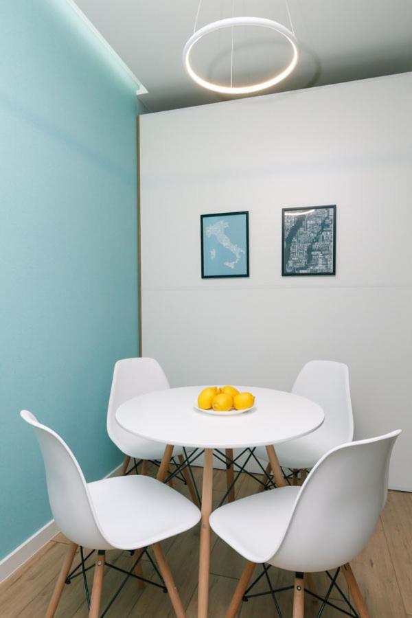 Happy apartment, warmth, comfort, turquoise Kiev Extérieur photo